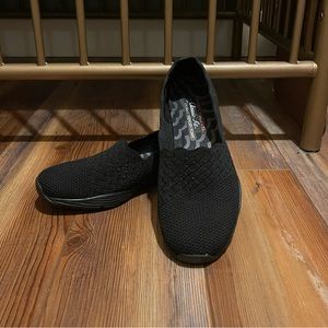 Sketchers Seager Stat Women’s Shoes